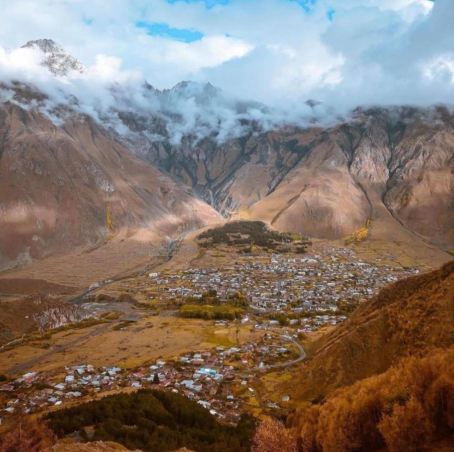 Hotel Axien Kazbegi מראה חיצוני תמונה