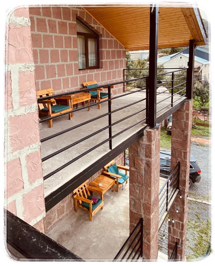 Hotel Axien Kazbegi מראה חיצוני תמונה