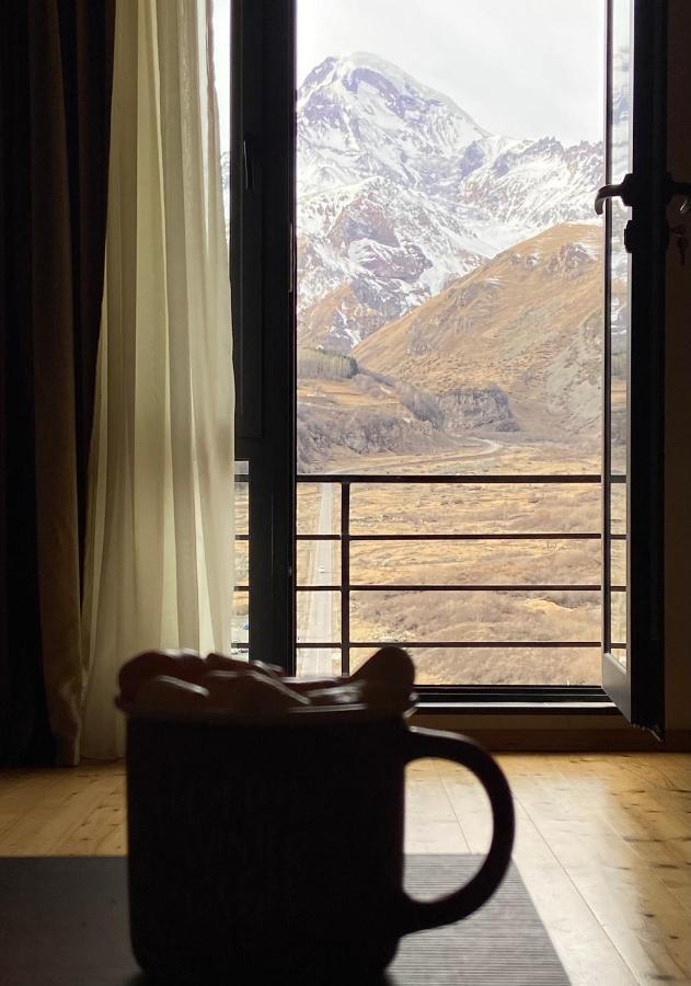 Hotel Axien Kazbegi מראה חיצוני תמונה