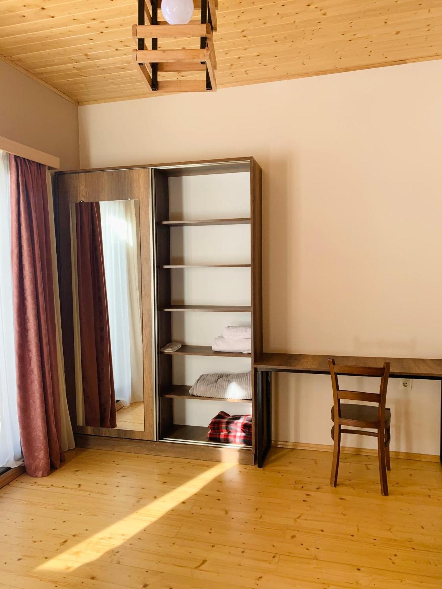 Hotel Axien Kazbegi מראה חיצוני תמונה